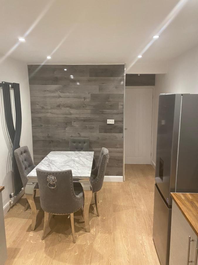 Ideal Abode Leonard צ'סטר מראה חיצוני תמונה