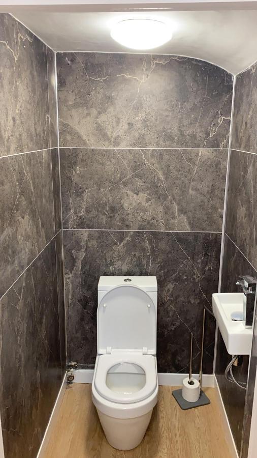 Ideal Abode Leonard צ'סטר מראה חיצוני תמונה