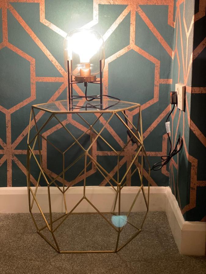 Ideal Abode Leonard צ'סטר מראה חיצוני תמונה