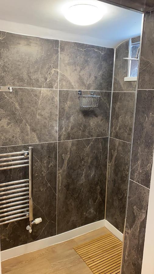 Ideal Abode Leonard צ'סטר מראה חיצוני תמונה